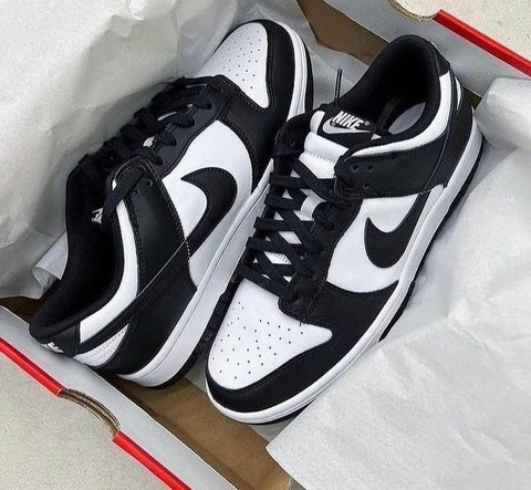 NIKE DUNK LOW PANDA