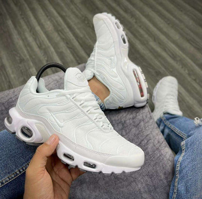 NIKE TN